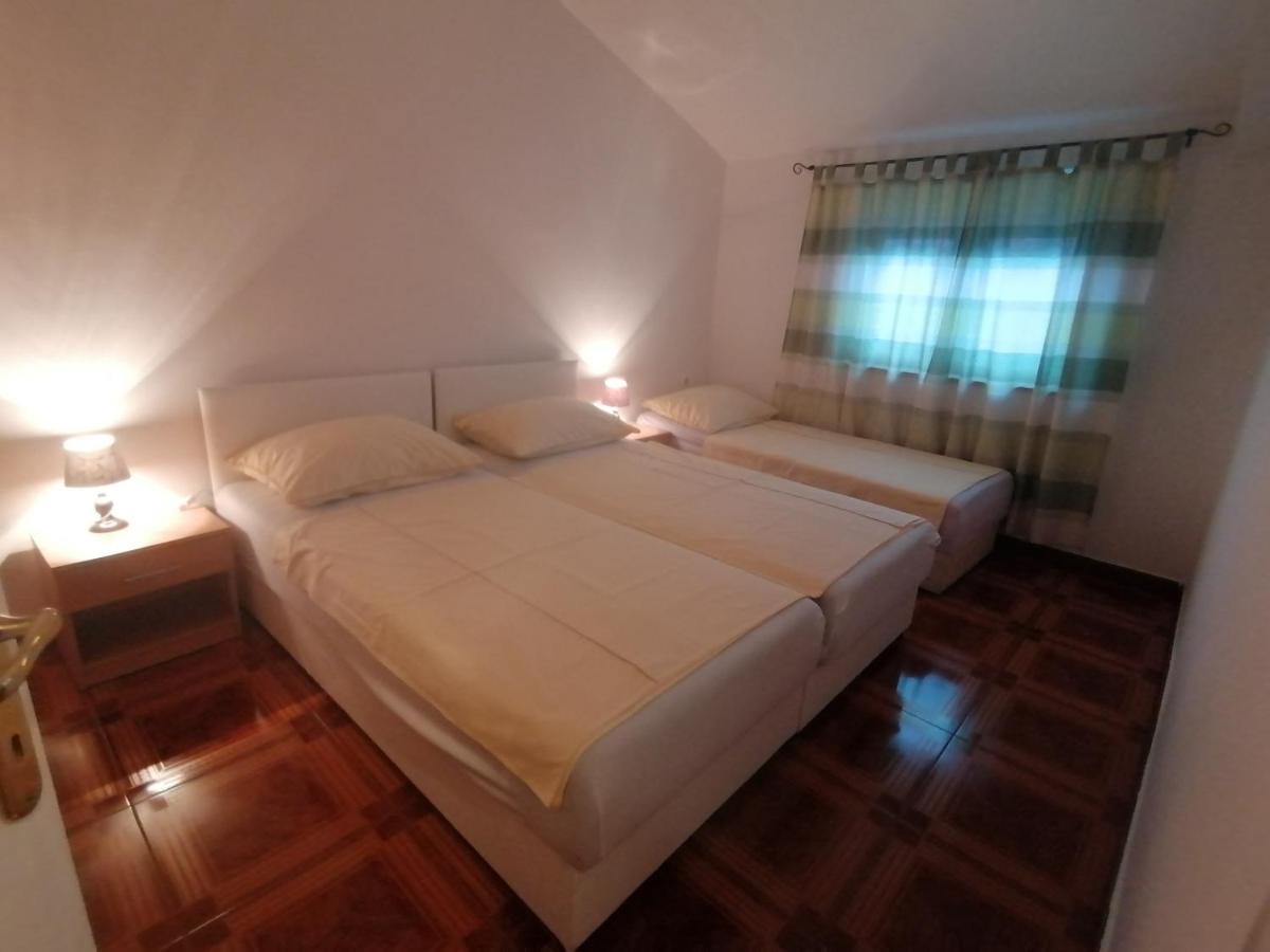 Apartmani Ivana Senj Zengg Kültér fotó