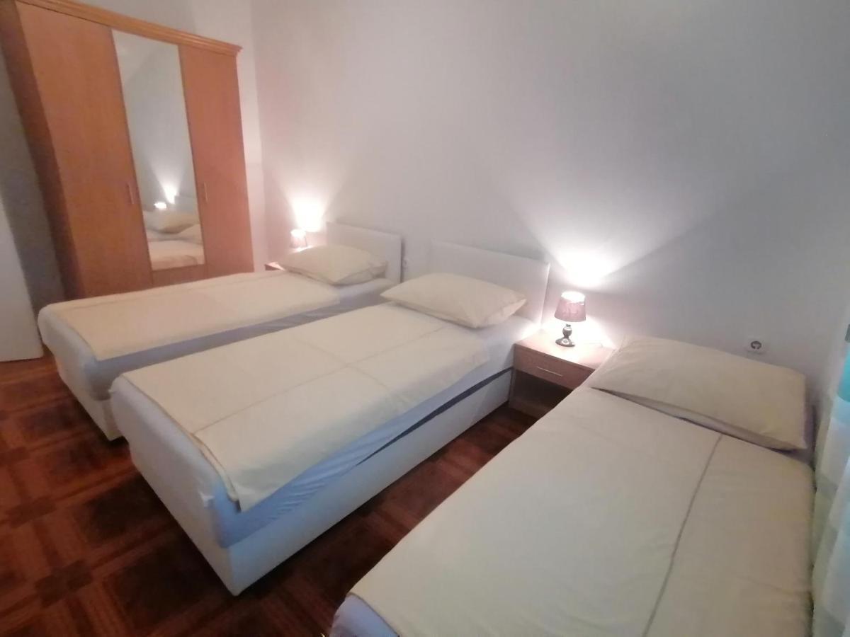Apartmani Ivana Senj Zengg Kültér fotó