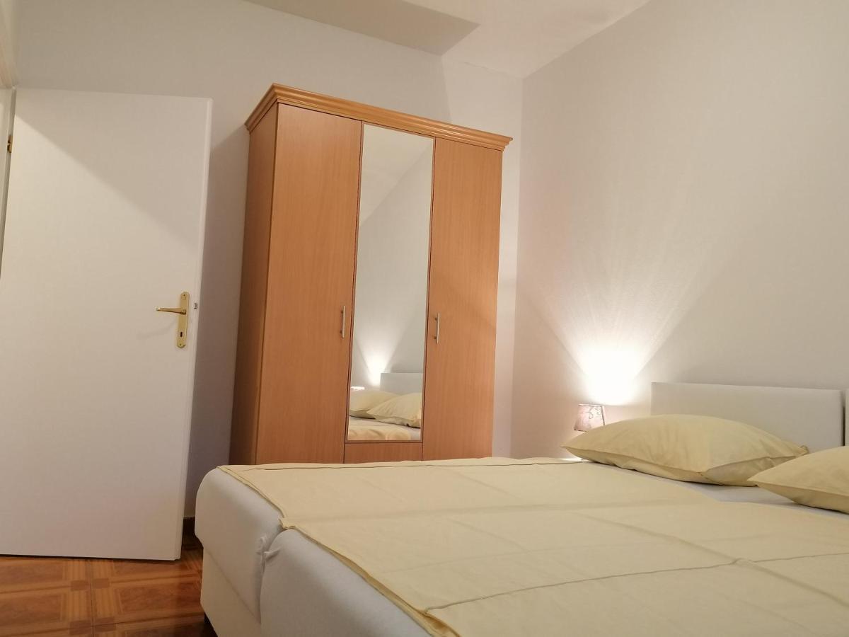 Apartmani Ivana Senj Zengg Kültér fotó