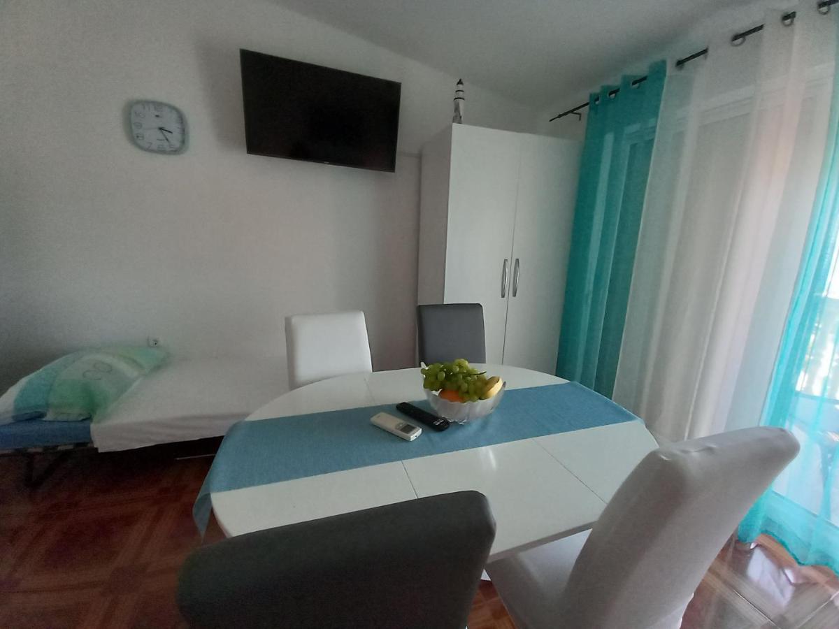 Apartmani Ivana Senj Zengg Szoba fotó