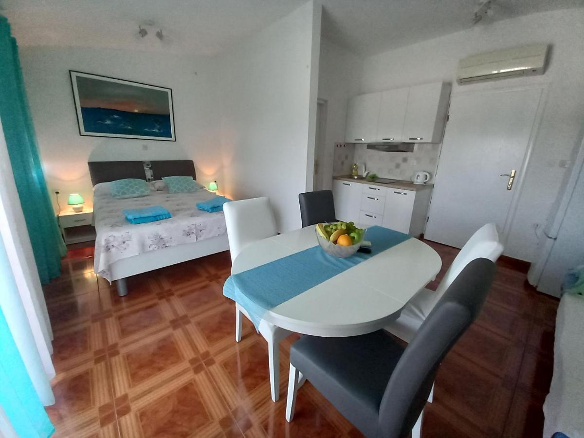 Apartmani Ivana Senj Zengg Szoba fotó